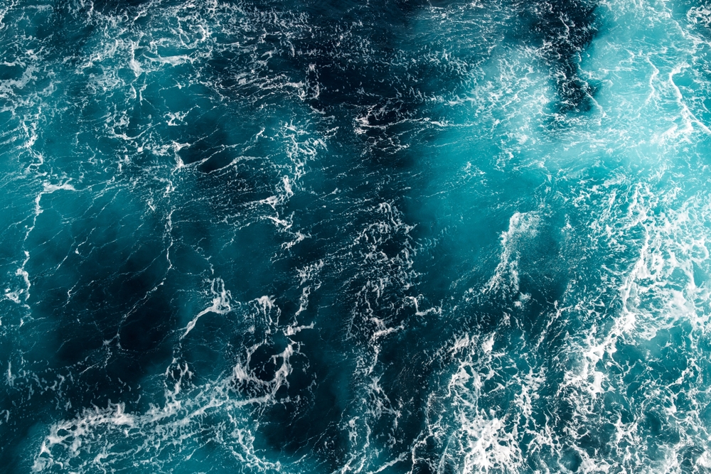 Oceans,Fury:,Waves,Clash,In,Aquatic,Dance